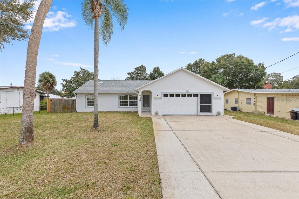 716 Francis Ave., New Smyrna Beach, FL 32168
