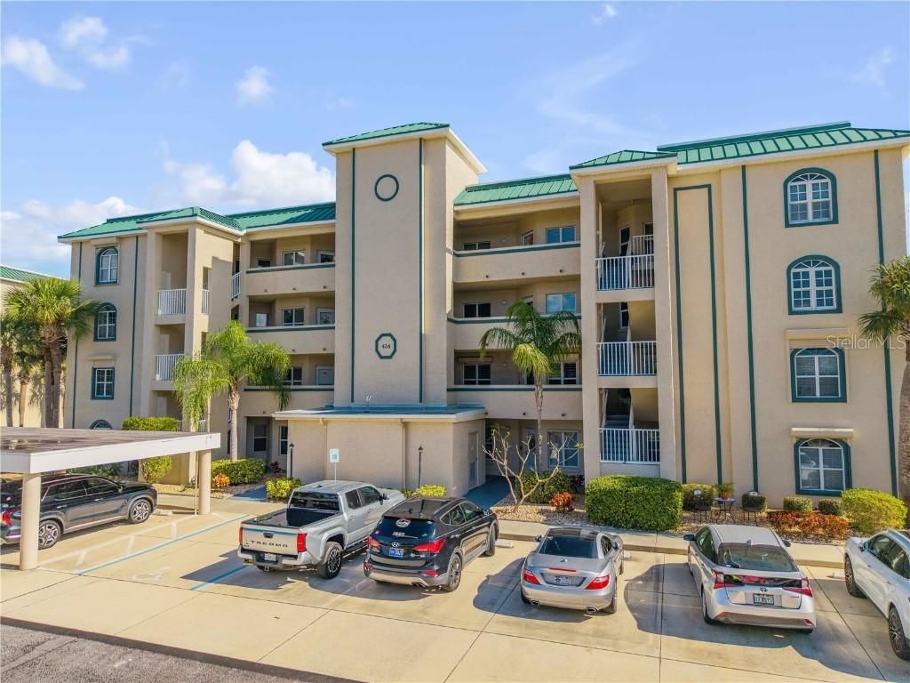 426 Bouchelle Dr. #202, New Smyrna Beach, FL 32169
