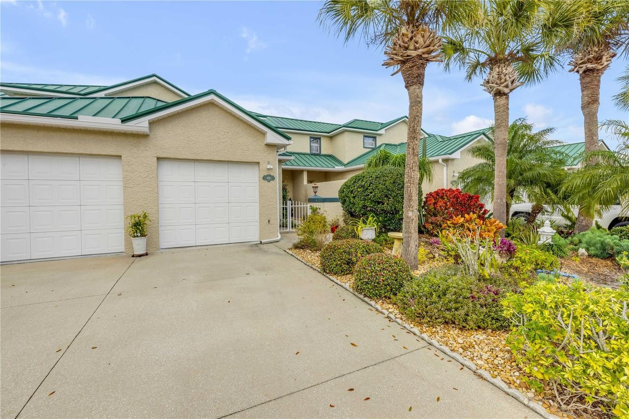 415 Bouchelle Dr., New Smyrna Beach, FL 32169