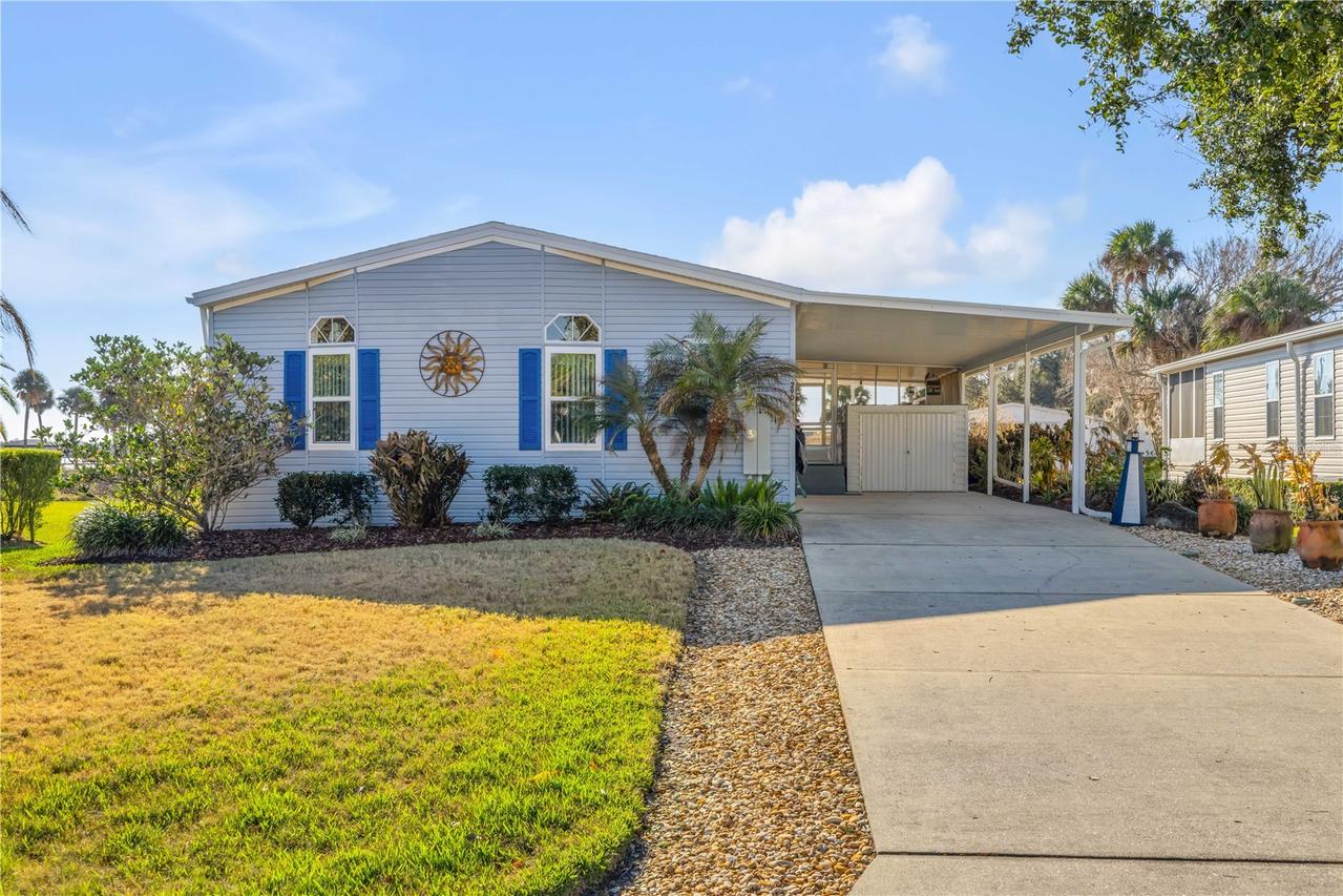 290 Navajo Dr., Oak Hill, FL 32759