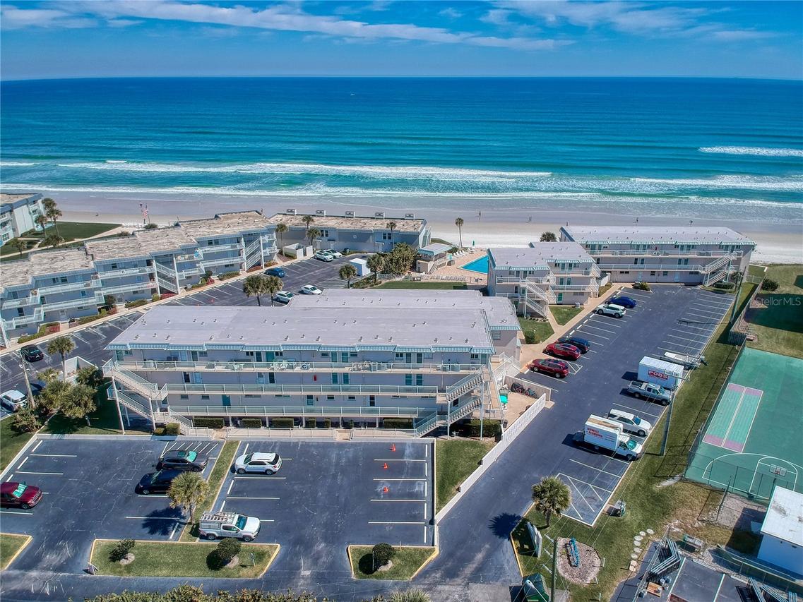 4849 Saxon Dr. #B106, New Smyrna Beach, FL 32169