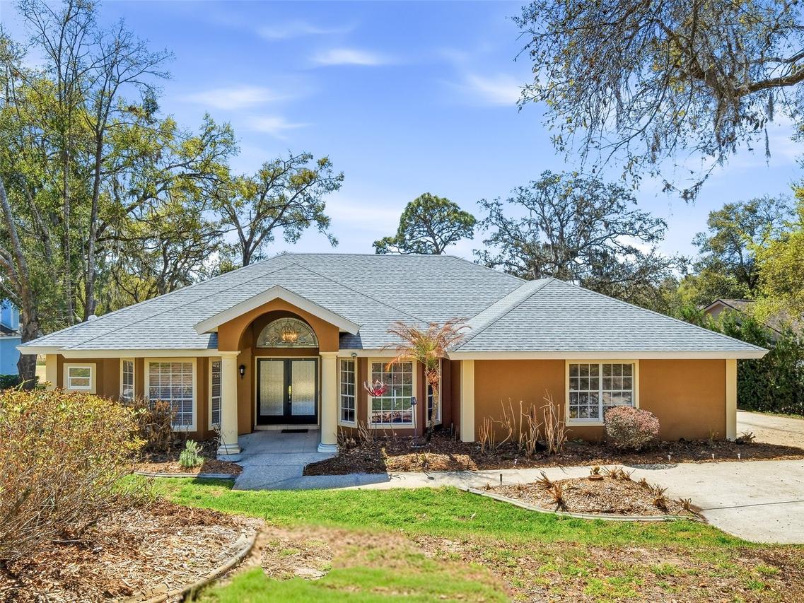 1996 Tournament Dr., Apopka, FL 32712