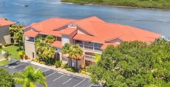 460 Bouchelle Dr. #201, New Smyrna Beach, FL 32169