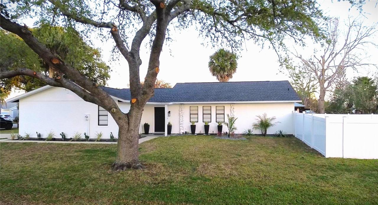 1 Cunningham Dr., New Smyrna Beach, FL 32168