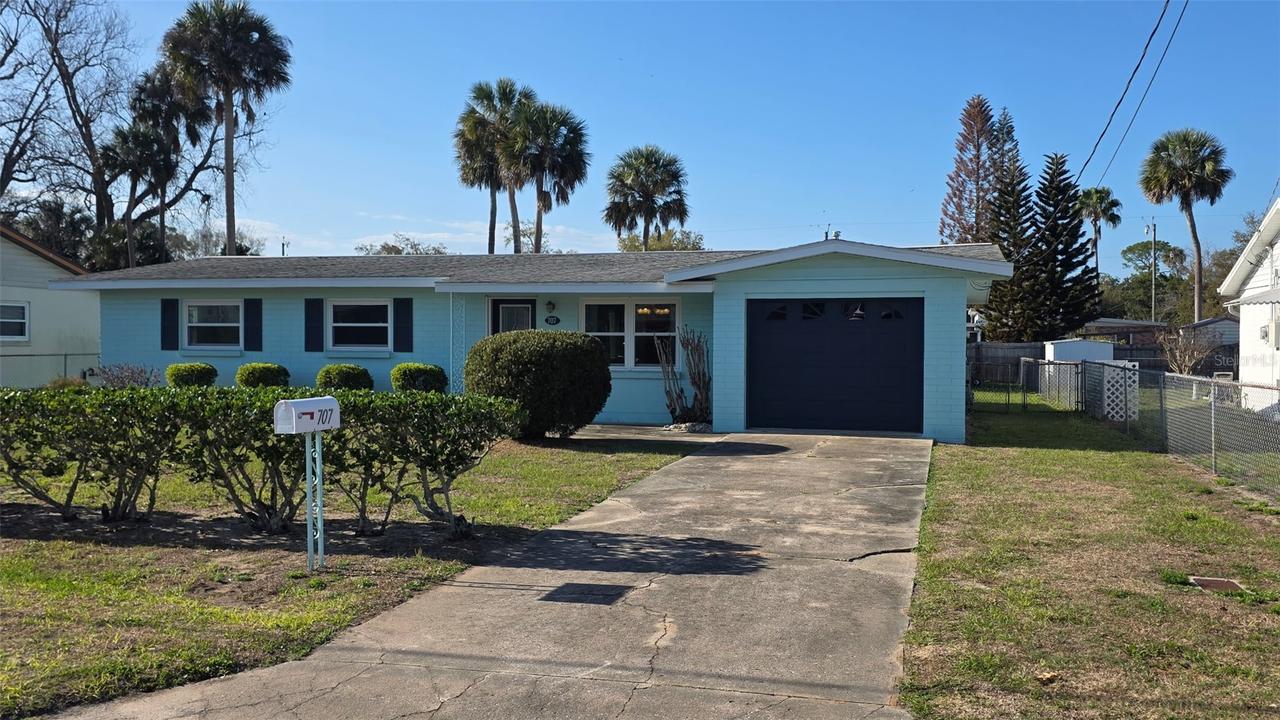 707 Jane Ave., New Smyrna Beach, FL 32168