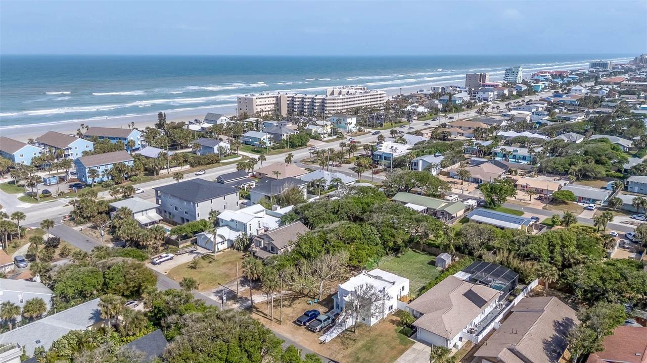 833 E 12th Ave., New Smyrna Beach, FL 32169