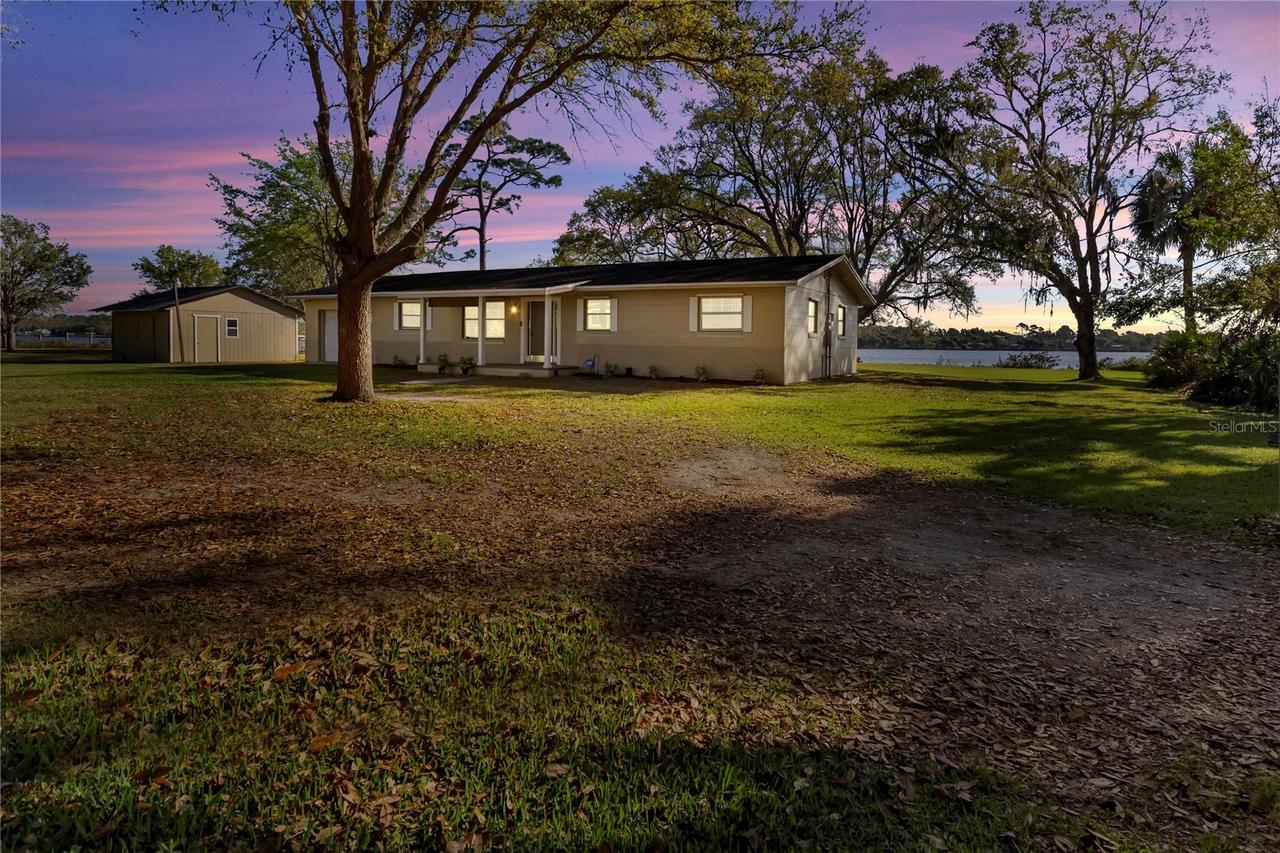 2005 Bayview Dr., New Smyrna Beach, FL 32168