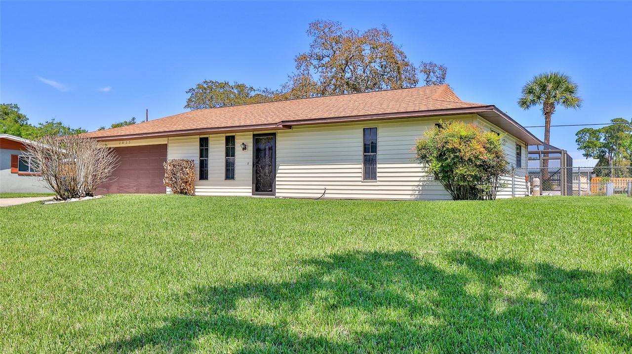 2823 Royal Palm Dr., Edgewater, FL 32141