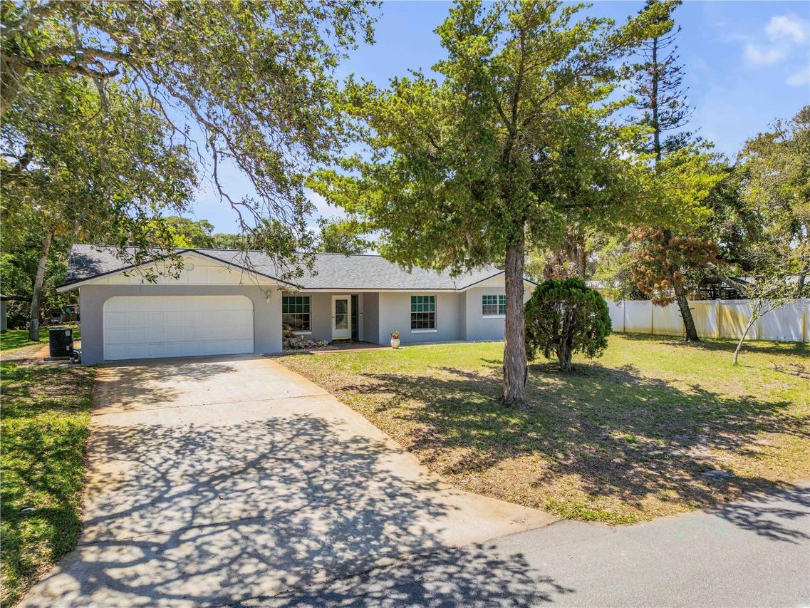 797 E 9th Ave., New Smyrna Beach, FL 32169