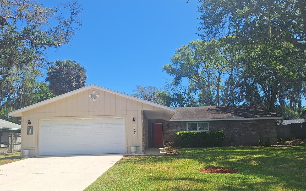 2707 Pine Tree Dr., Edgewater, FL 32141