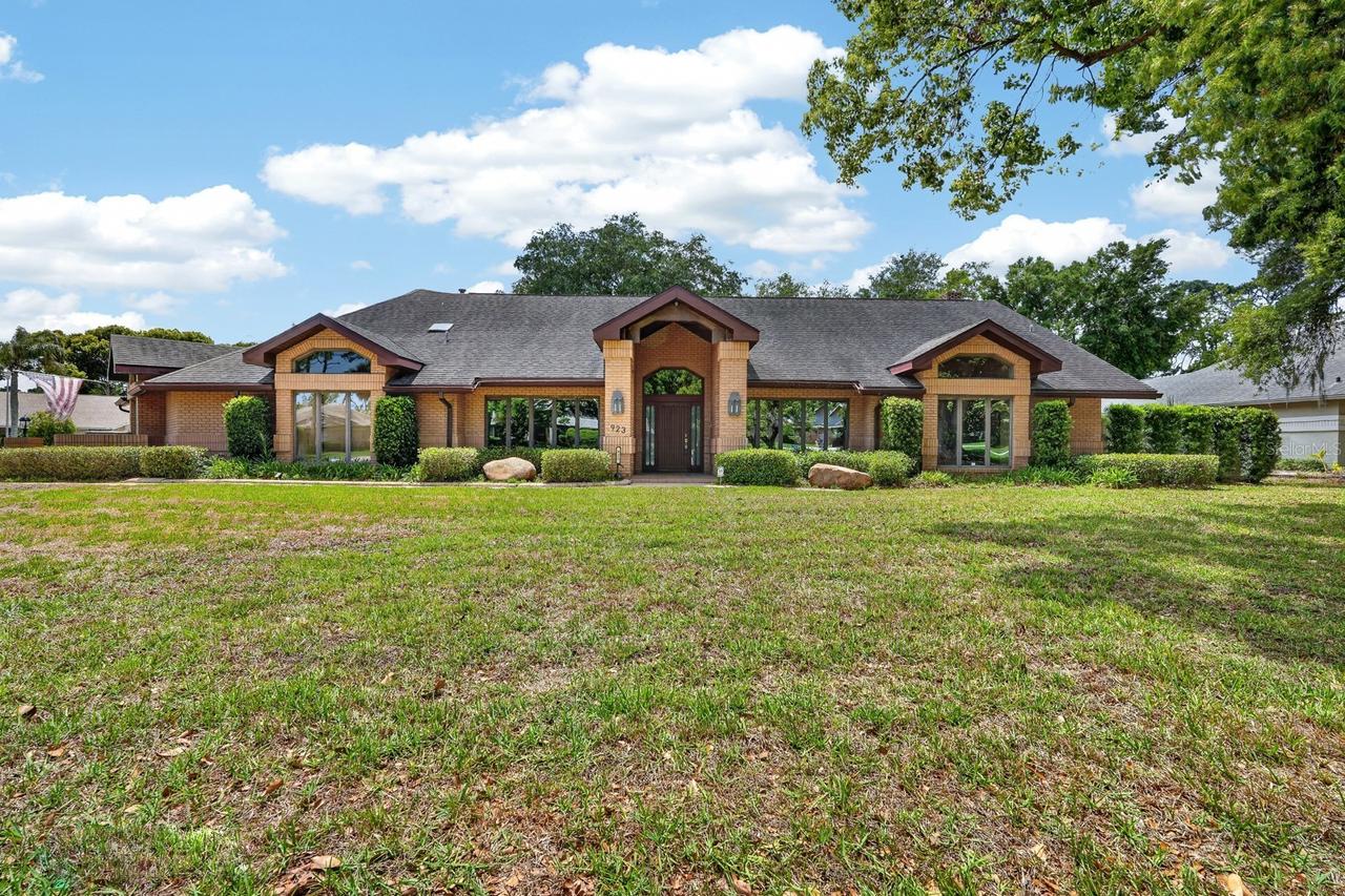 923 Club House Blvd., New Smyrna Beach, FL 32168