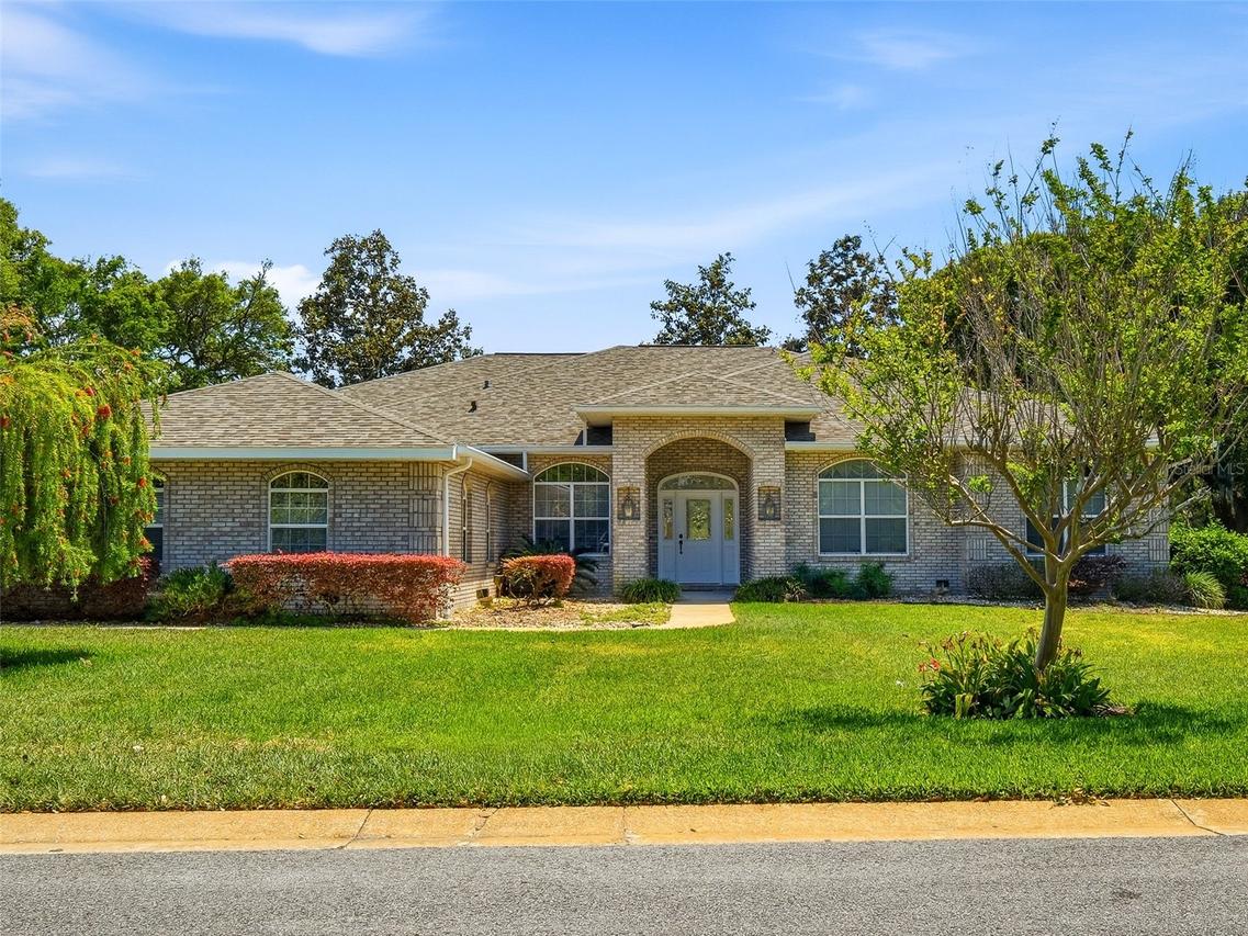 552 Bottlebrush Ct., New Smyrna Beach, FL 32168