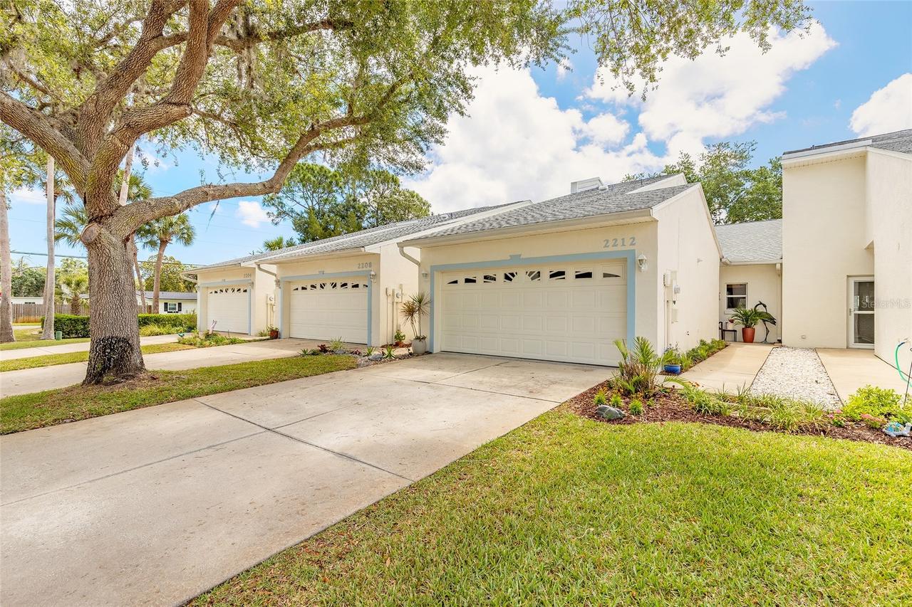 2212 Deerwood Dr., New Smyrna Beach, FL 32168