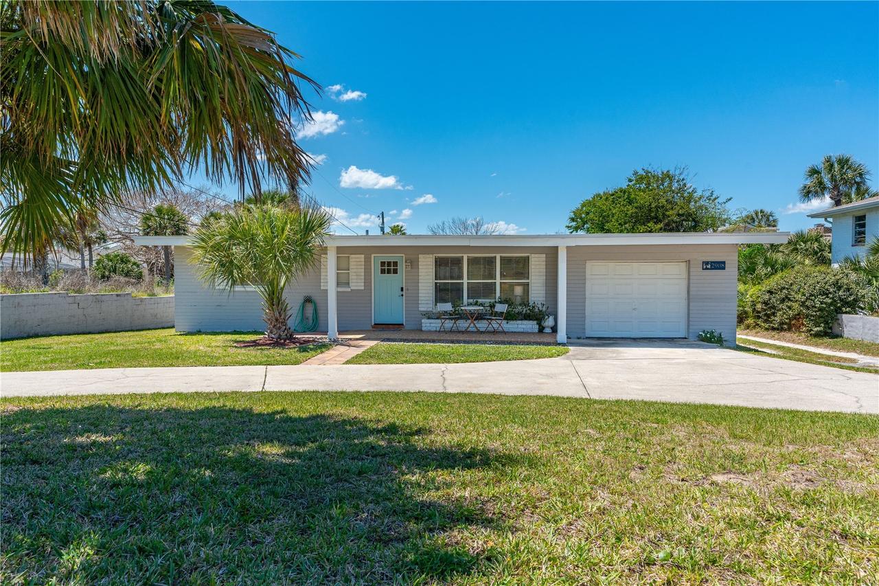 2908 S Peninsula Dr., Daytona Beach, FL 32118