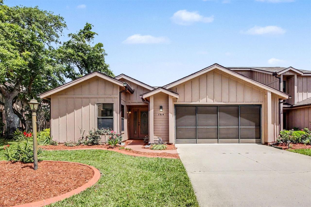 1914 Sprucewood Way, Port Orange, FL 32128
