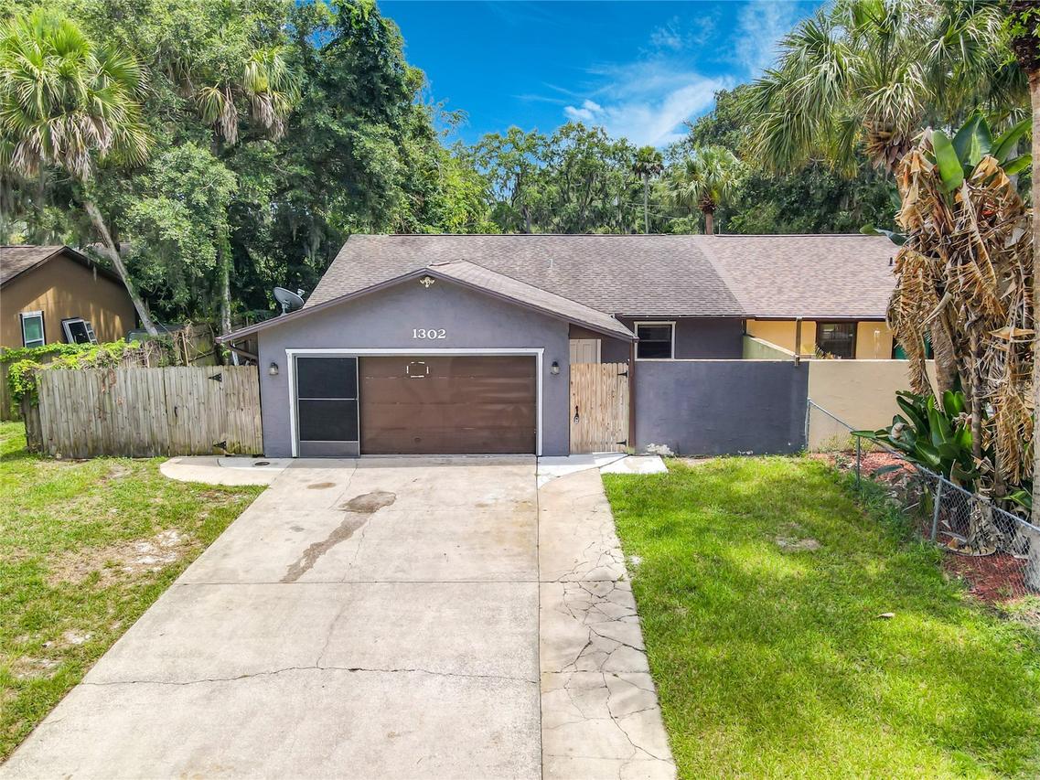 1302 Bond St., Edgewater, FL 32132