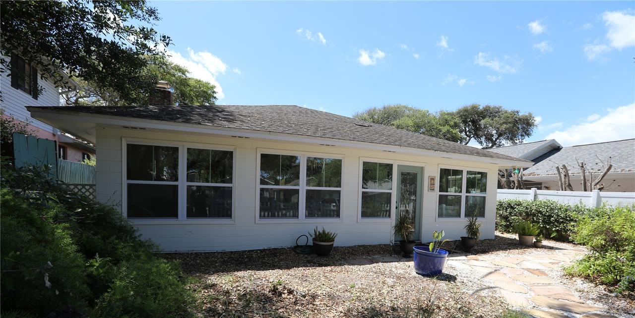 825 E 23rd Ave., New Smyrna Beach, FL 32169