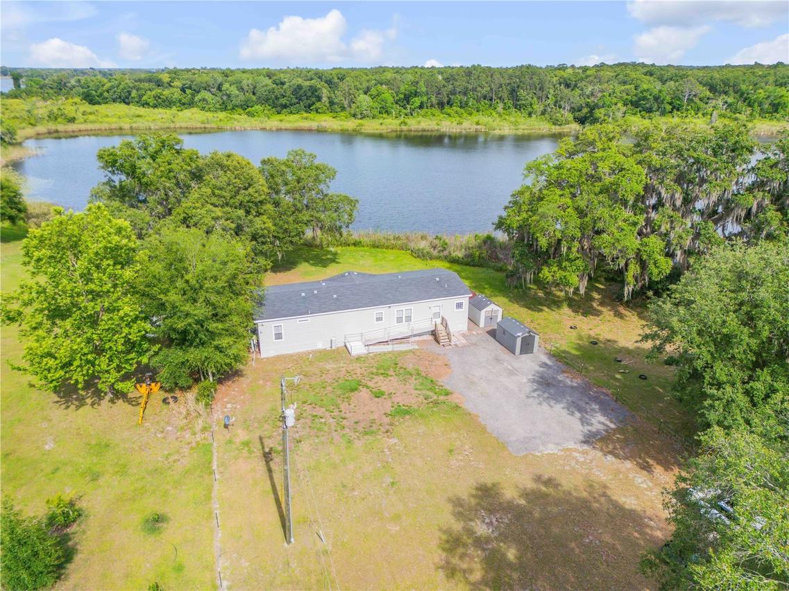 640 Union Ave., Crescent City, FL 32112