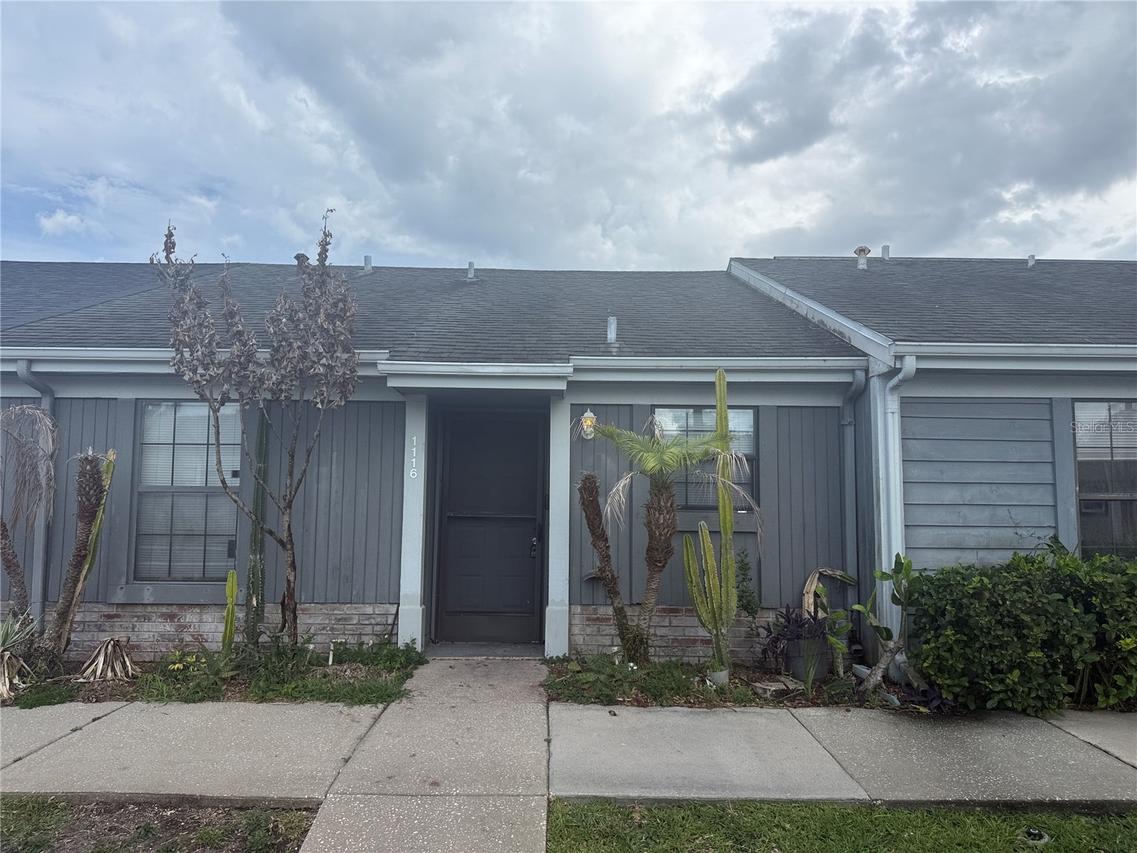 1116 Fairvilla Dr., New Smyrna Beach, FL 32168