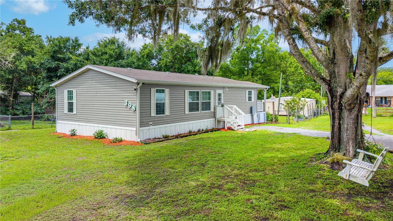 398 Ward Dr., Oak Hill, FL 32759