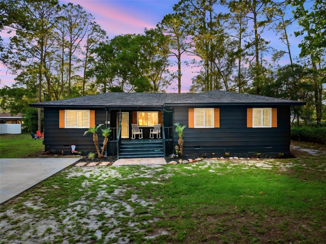 332 Shadydale Ct., Deltona, FL 32738