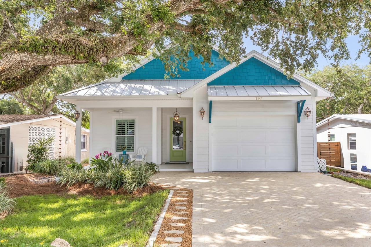 807 E 10th Ave., New Smyrna Beach, FL 32169