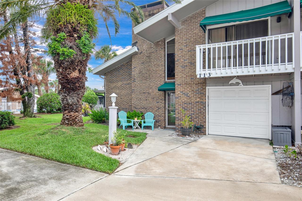 113 Lagoon Ct., New Smyrna Beach, FL 32169