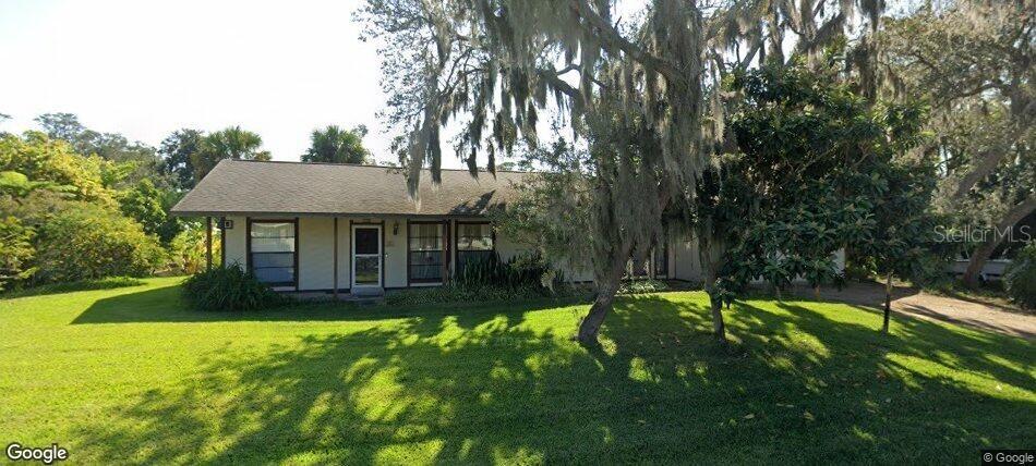 136 Flamingo Rd., Edgewater, FL 32141