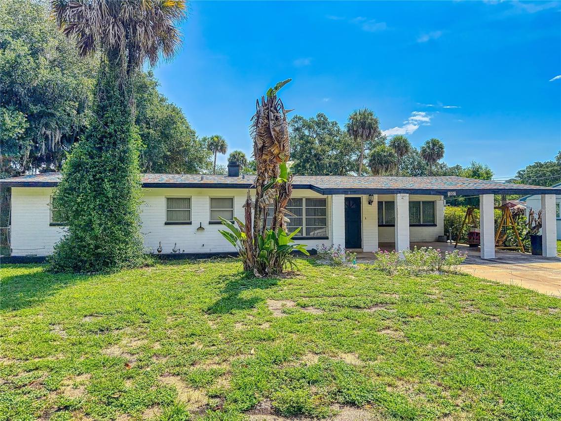 1307 Turnbull St., New Smyrna Beach, FL 32168