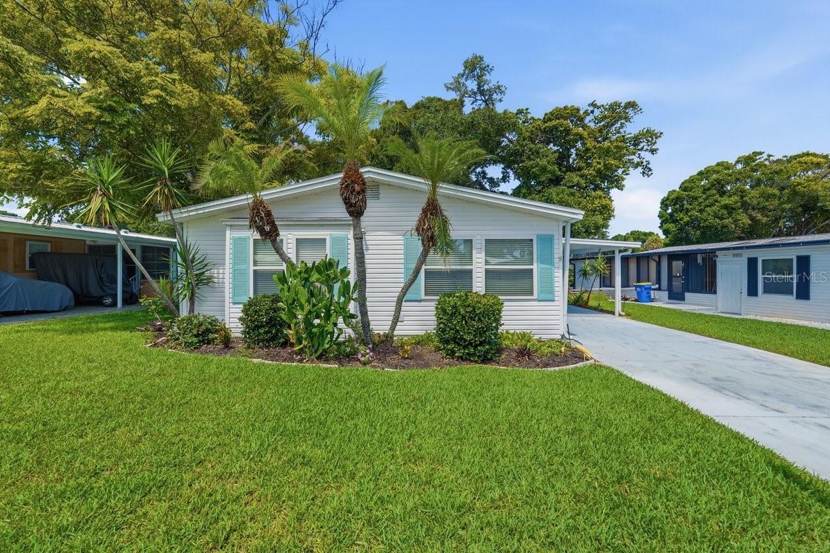304 Portside Ln., Edgewater, FL 32141
