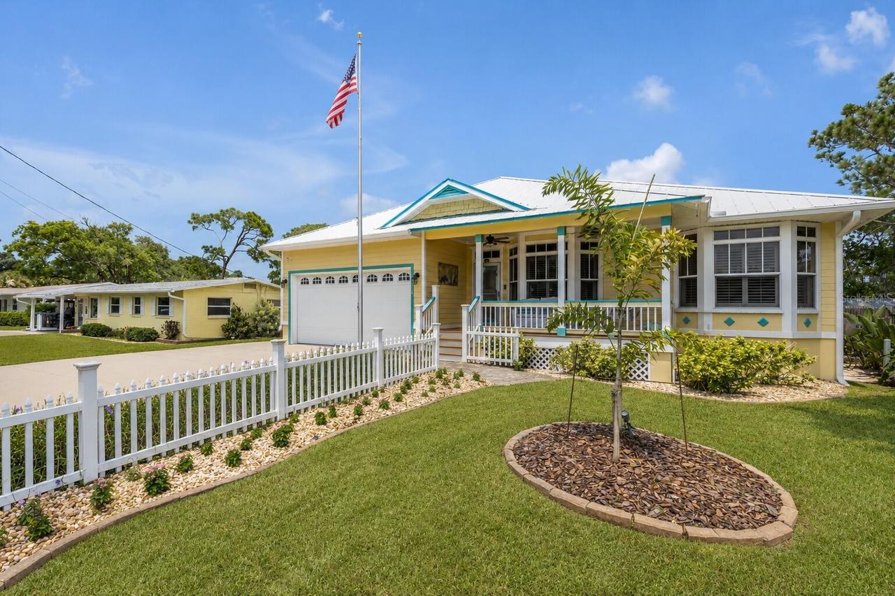 521 S Peninsula Ave., New Smyrna Beach, FL 32169