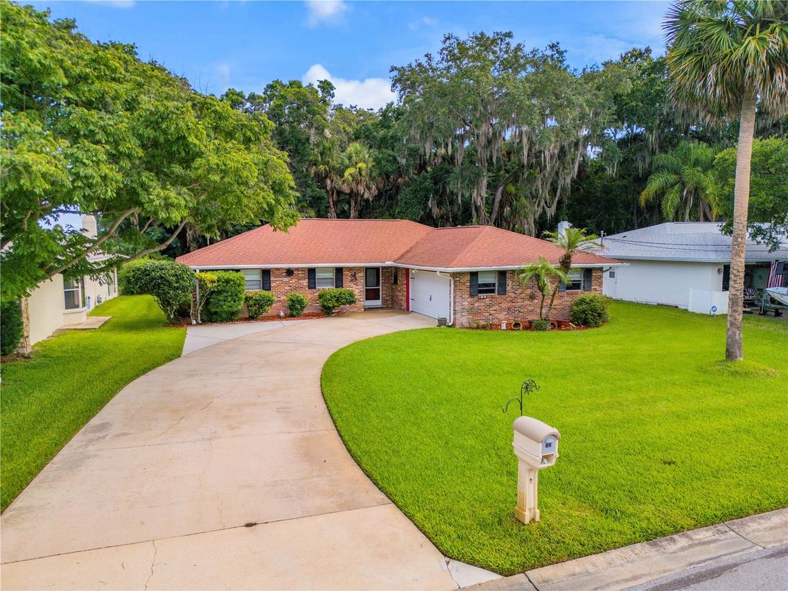 725 Green Rd., New Smyrna Beach, FL 32168