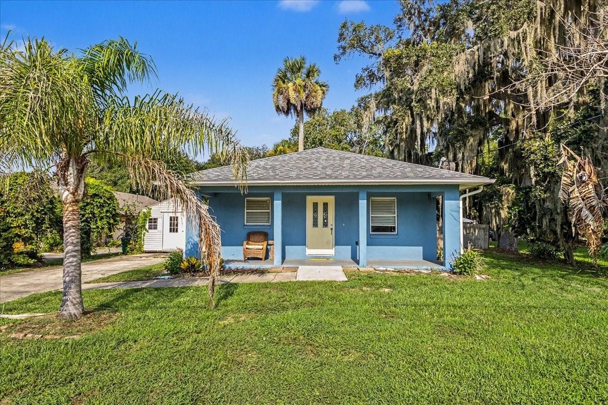 156 Gaines St., Oak Hill, FL 32759