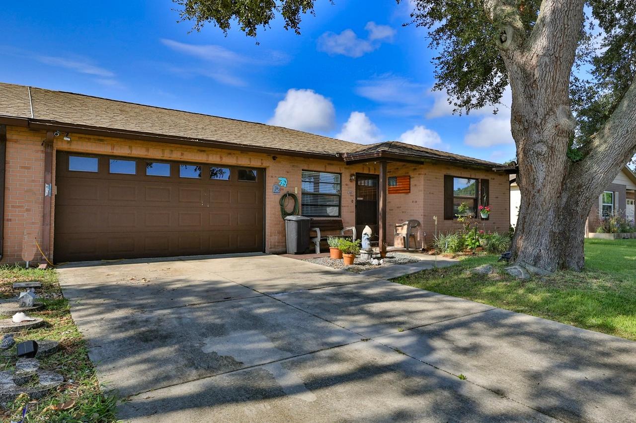 418 Falcon Ave., Edgewater, FL 32141