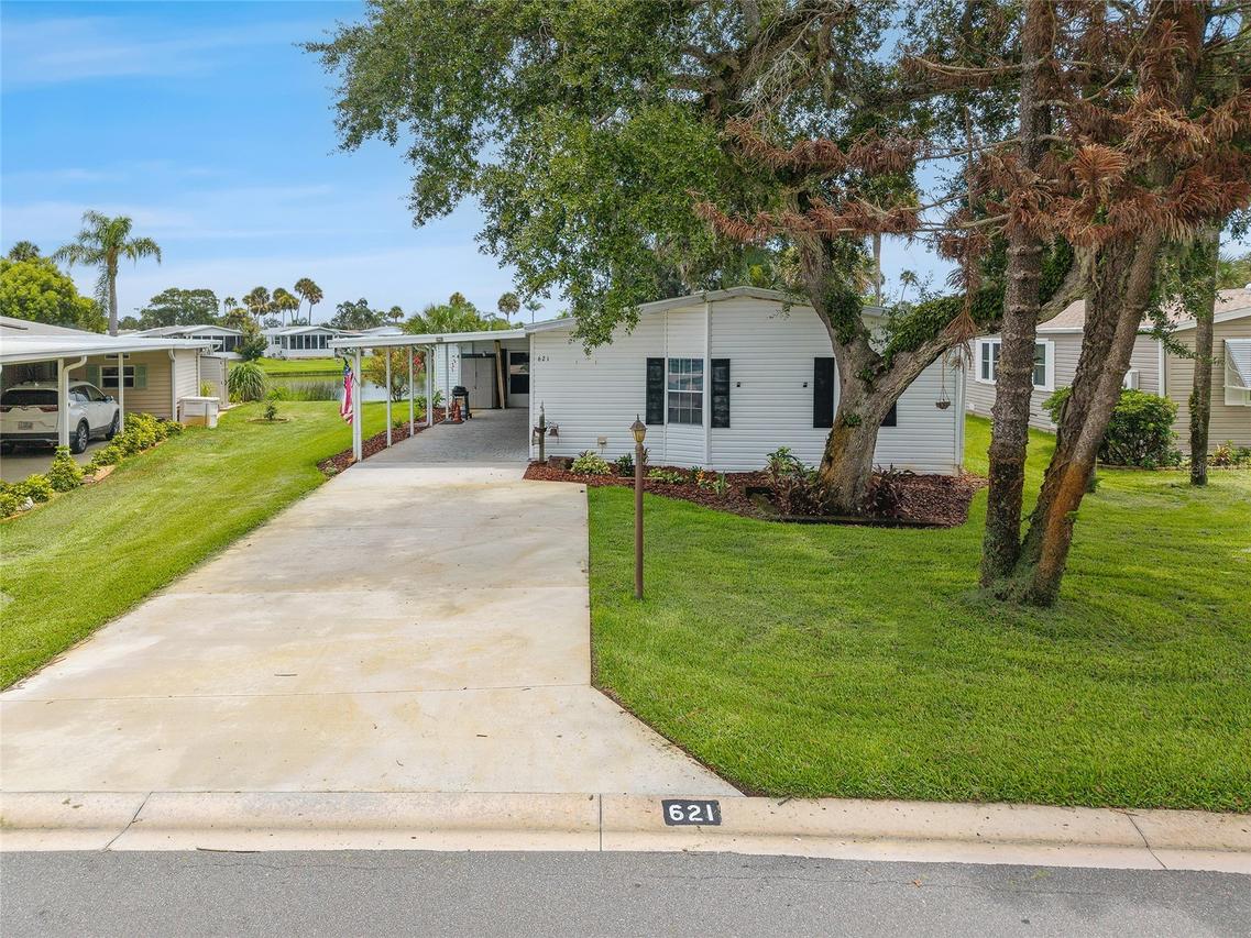 621 Starboard Ave., Edgewater, FL 32141