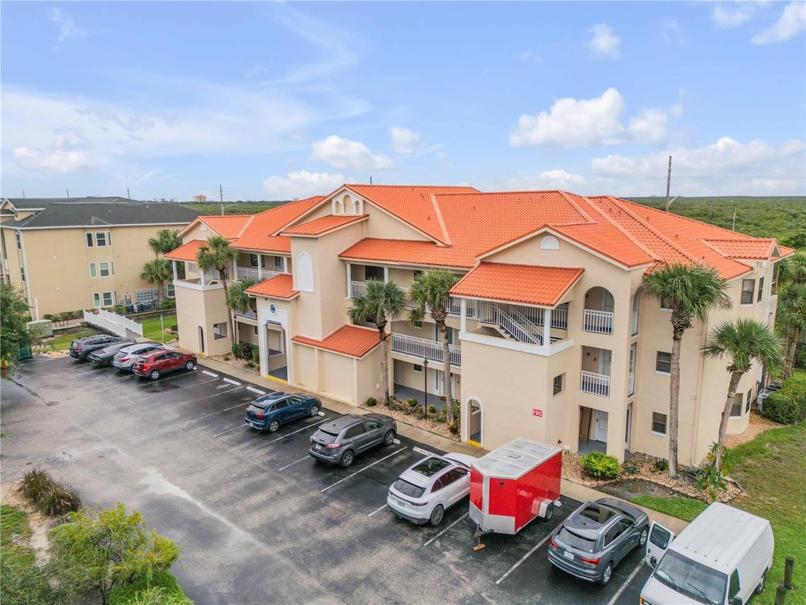 466 Bouchelle Dr. #303, New Smyrna Beach, FL 32169