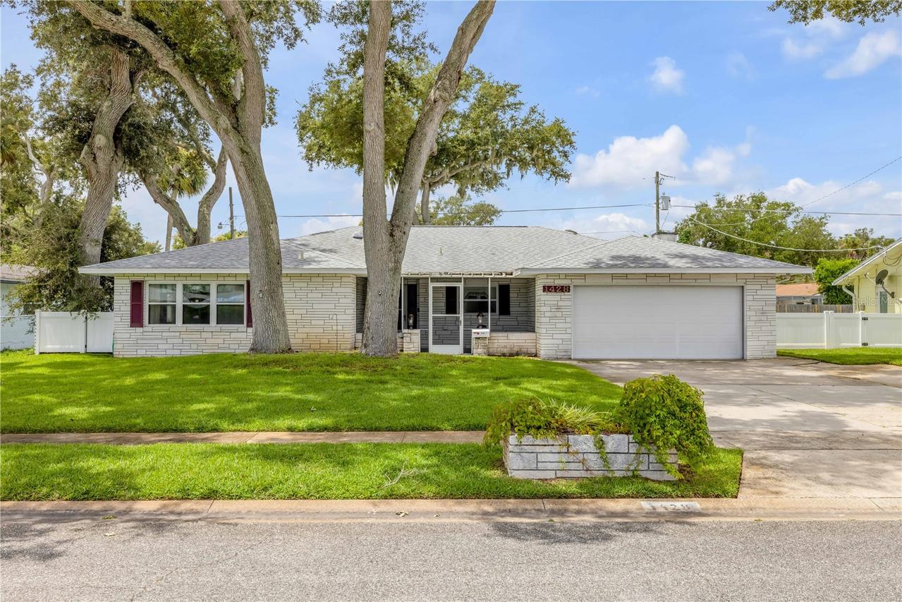 1428 Mardrake Rd., Daytona Beach, FL 32114