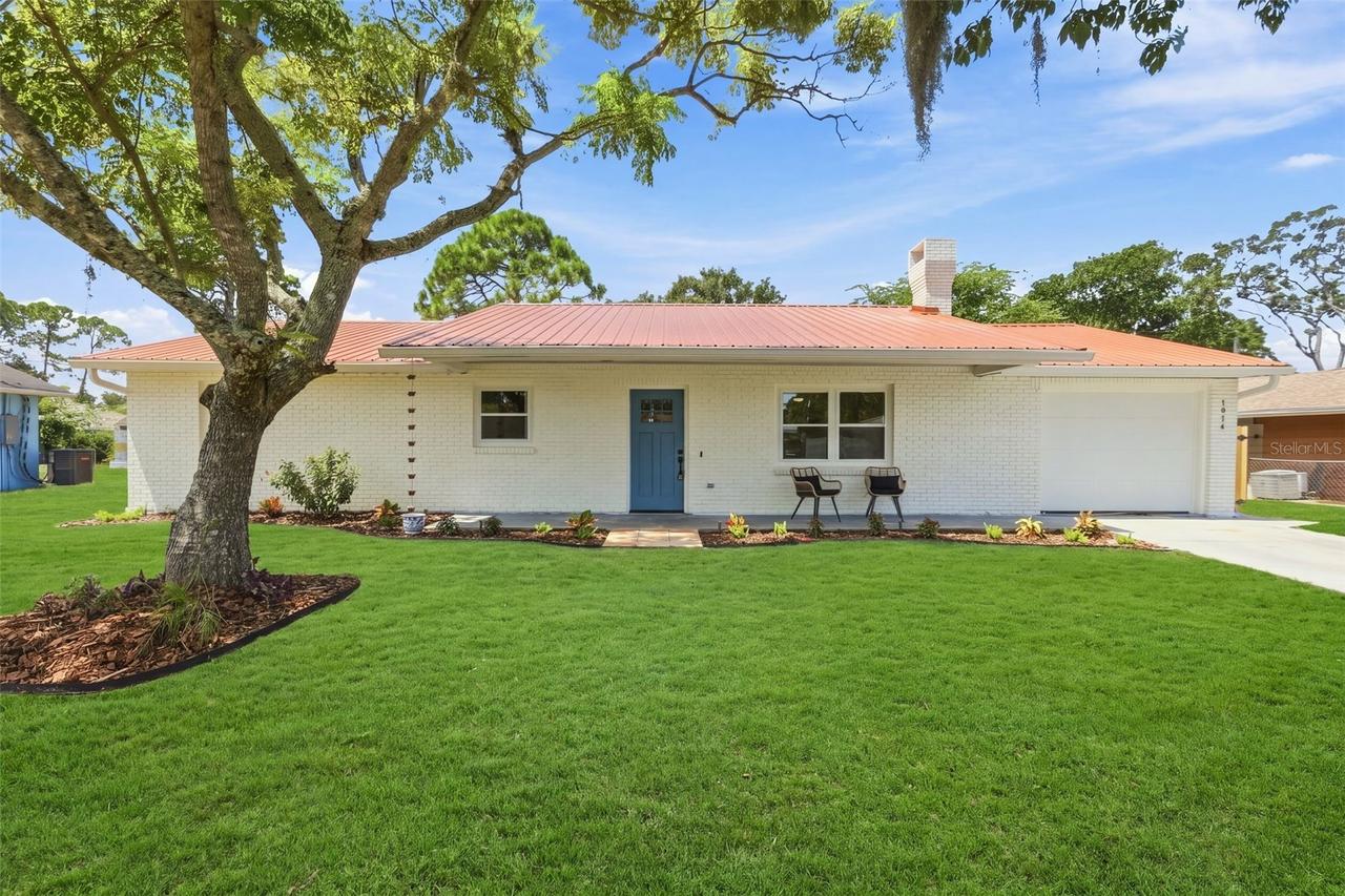 1914 Sabal Palm Dr., Edgewater, FL 32141