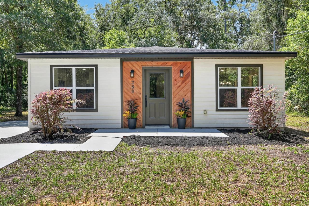 288 Mcmillon Dr., Orange City, FL 32763