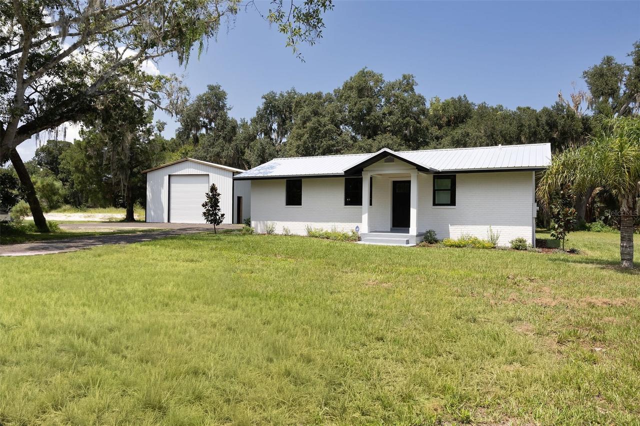 2463 Pioneer Tr., New Smyrna Beach, FL 32168