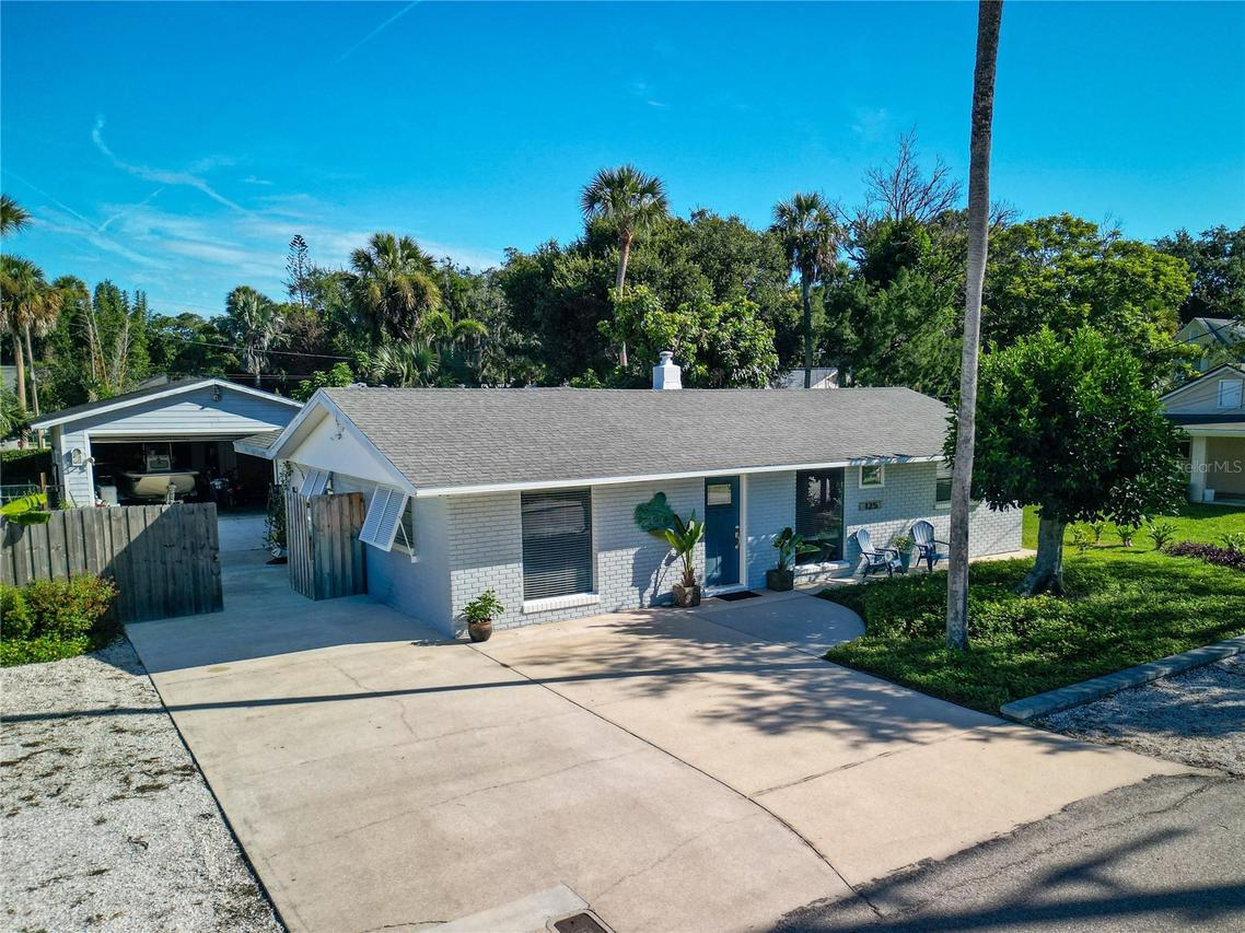 125 Dixwood Ave., Edgewater, FL 32132