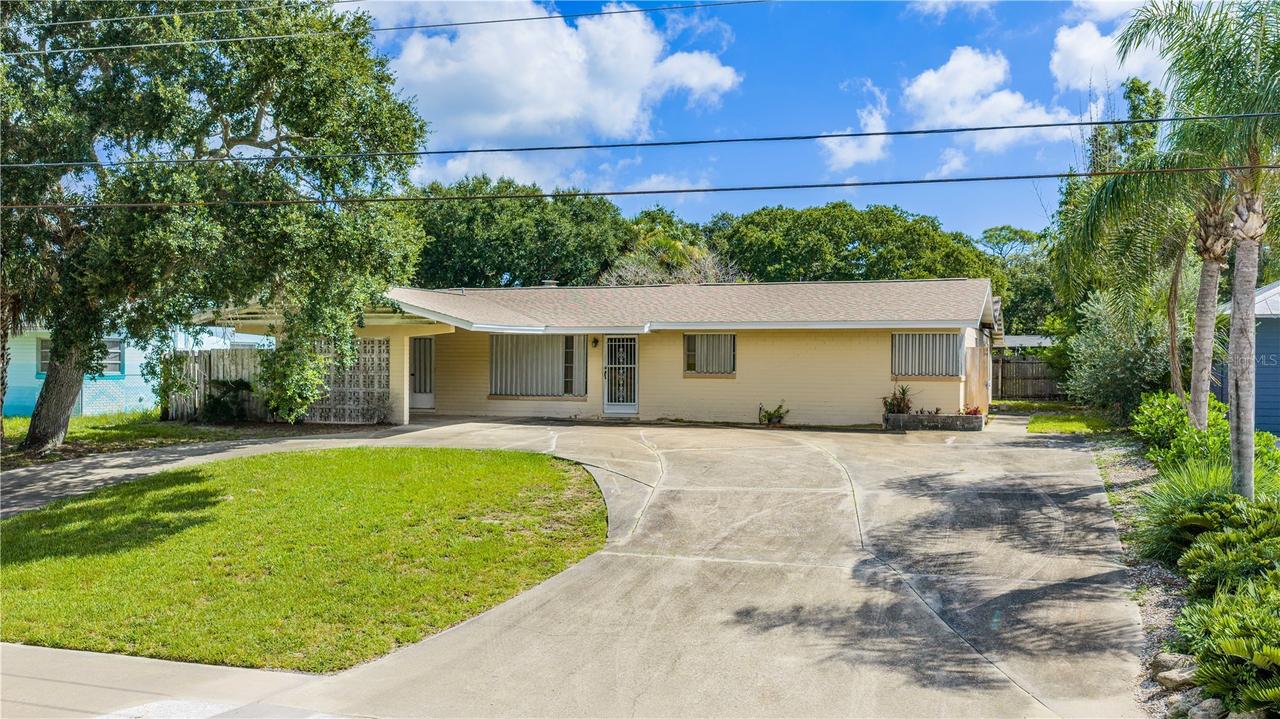 2005 Saxon Dr., New Smyrna Beach, FL 32169