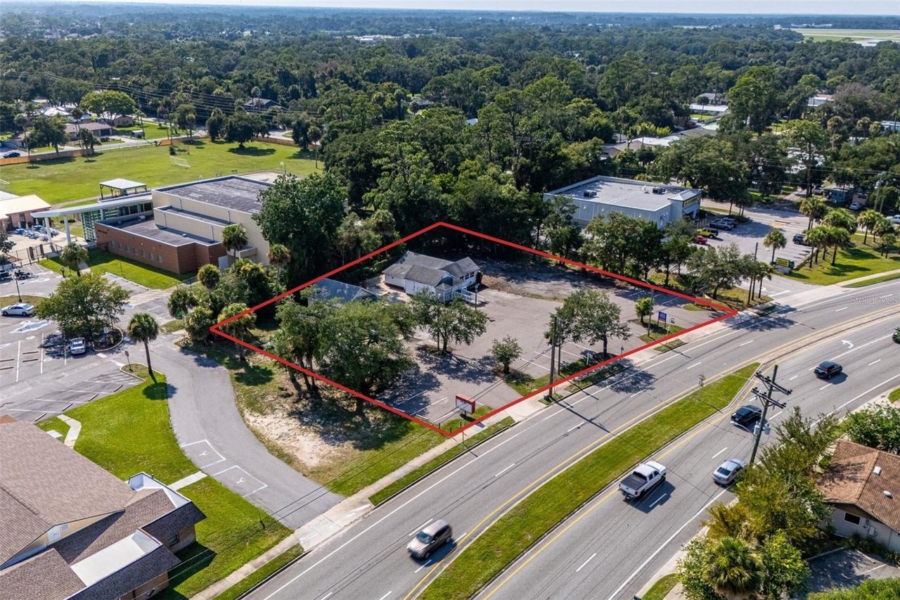1042 N Dixie Freeway, New Smyrna Beach, FL 32168