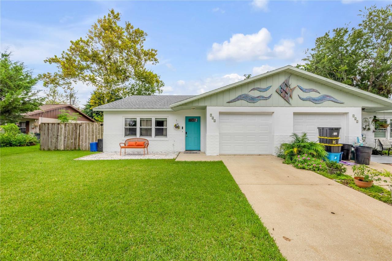 921 Aspen Dr., South Daytona, FL 32119