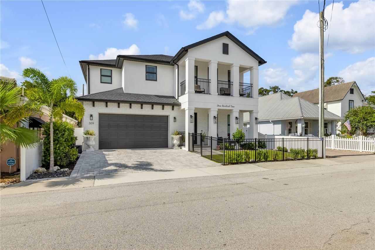 309 Julia St., New Smyrna Beach, FL 32168