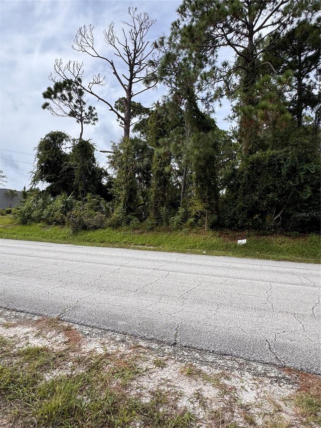 2330 Hibiscus Dr., Edgewater, FL 32141