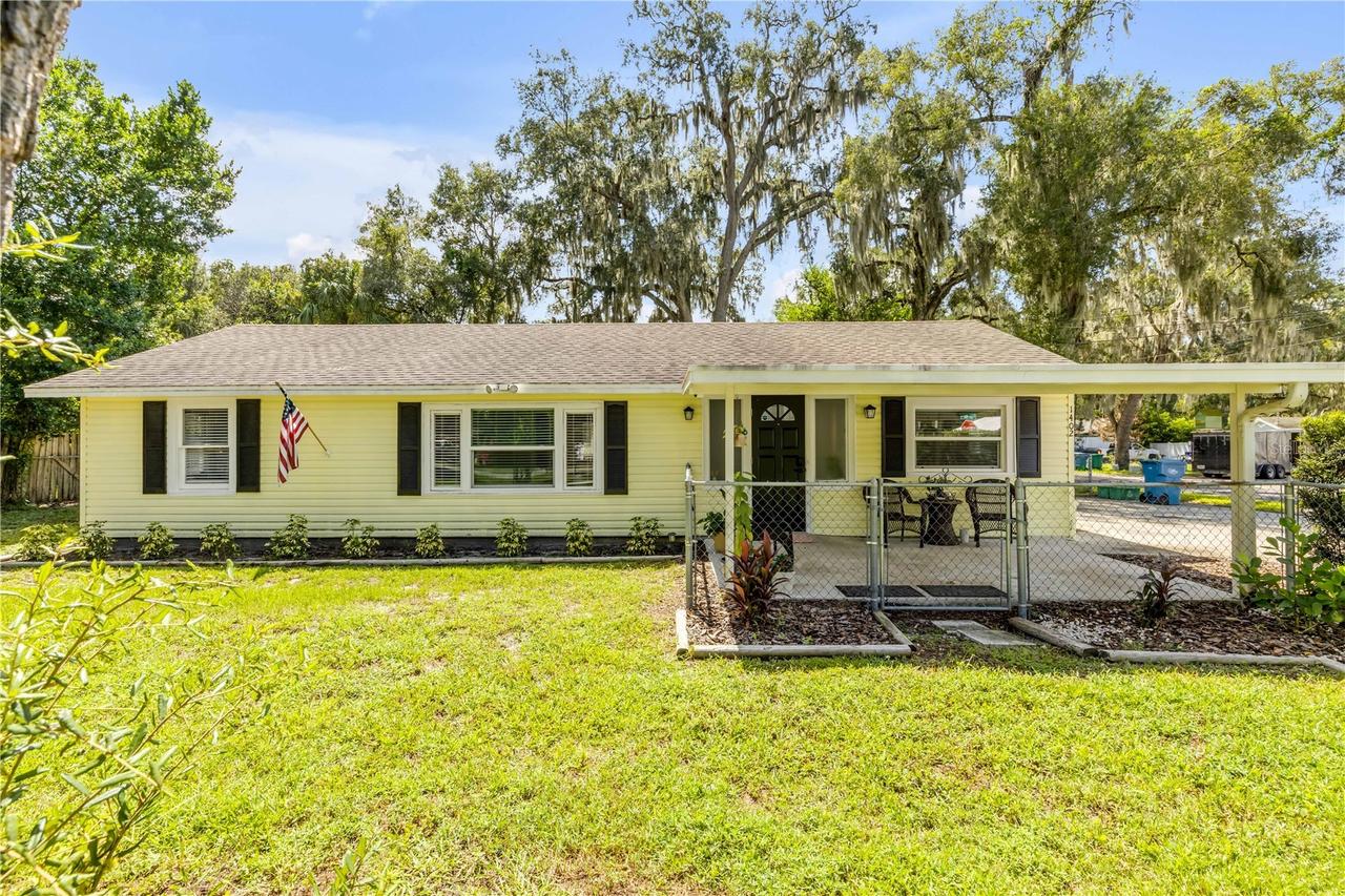 1402 E Voorhis Ave., Deland, FL 32724