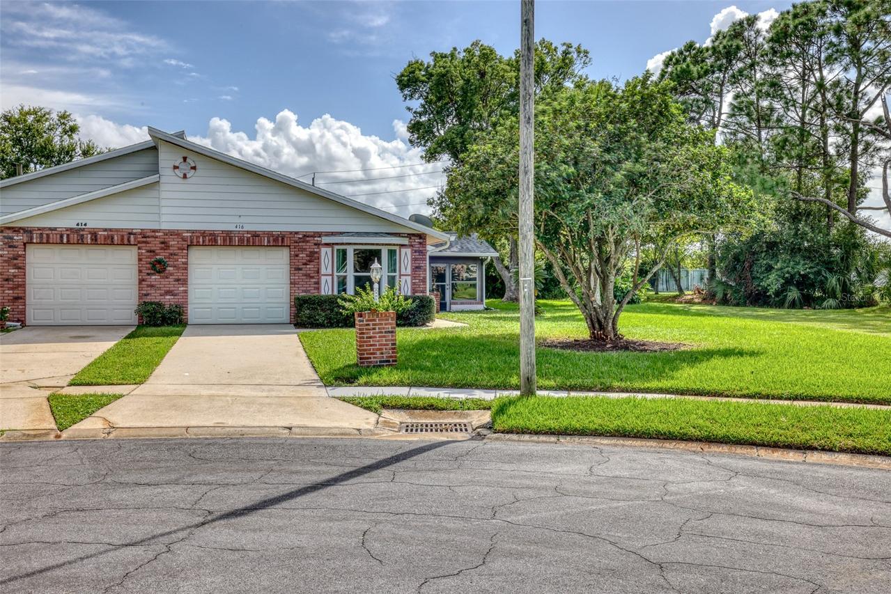 416 Village Ct., Edgewater, FL 32132