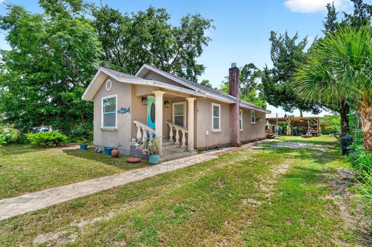 616 Dora St., New Smyrna Beach, FL 32168