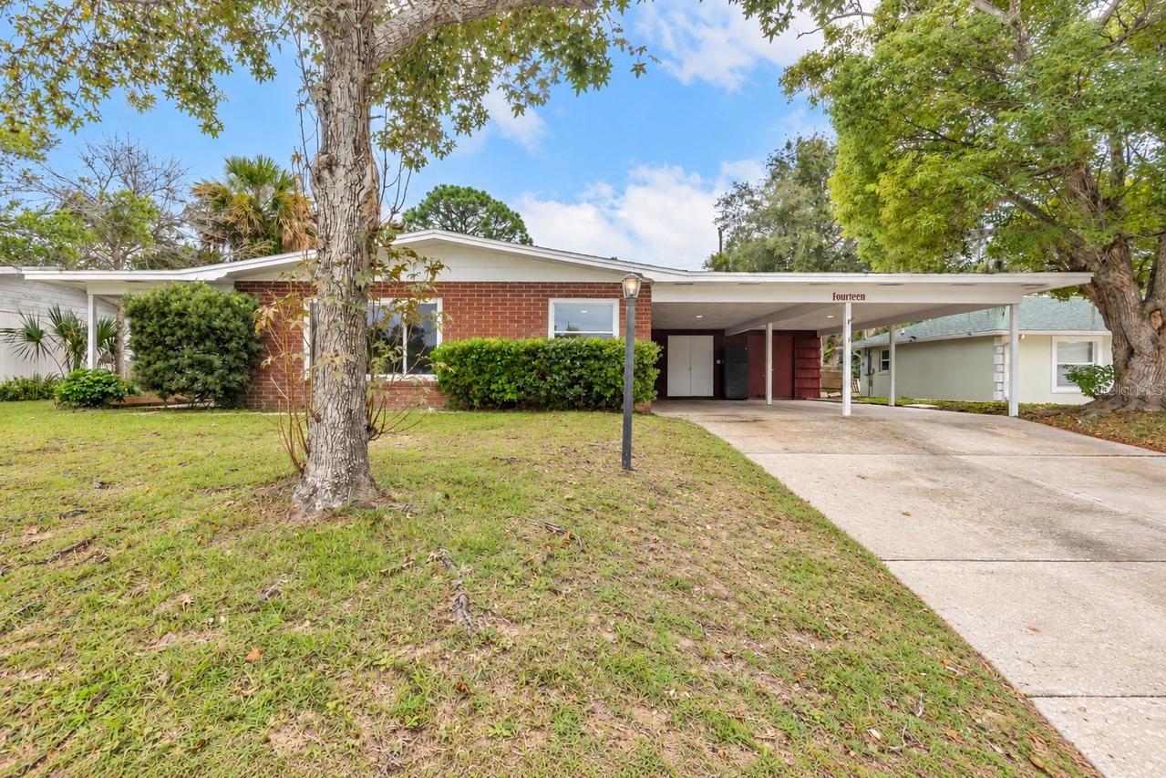 14 Lee Dr., Edgewater, FL 32141